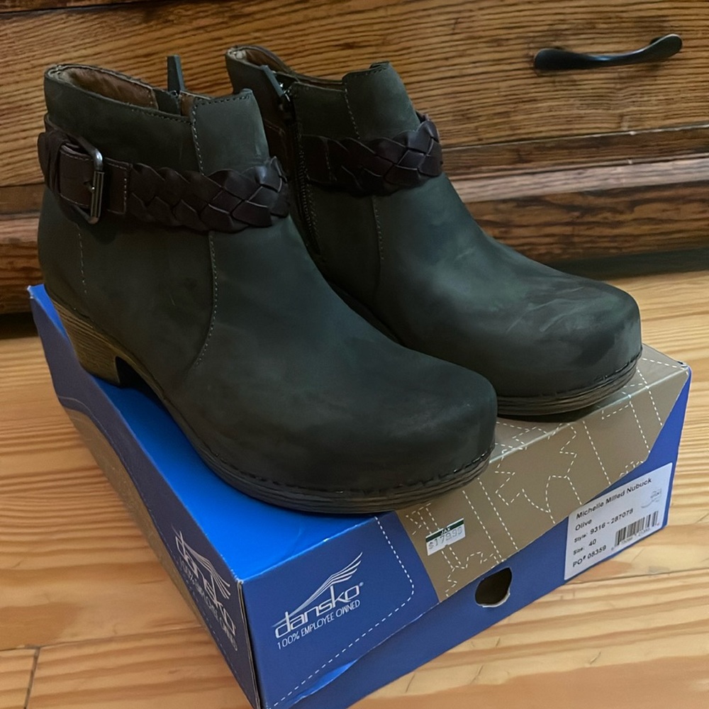 Dansko Olive Milled Nubuck Ankle Boots.